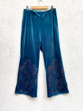 Cargar imagen en el visor de la galería, Pantalón ancho/pretina elastica (terciopelo)