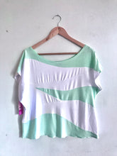 Cargar imagen en el visor de la galería, Polera DESCUENTO, talla única (ml)