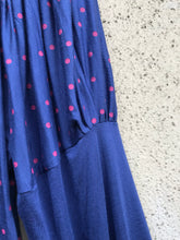 Cargar imagen en el visor de la galería, Polera DESCUENTO, talla 1