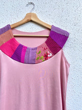 Cargar imagen en el visor de la galería, Polera patchwork, talla 2