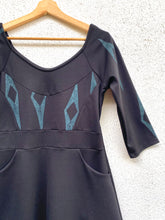 Cargar imagen en el visor de la galería, Vestido esencial, talla 1 y 2