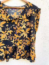 Cargar imagen en el visor de la galería, Blusa vuelos, talla 1 y 2