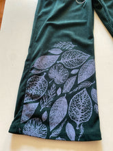 Cargar imagen en el visor de la galería, Pantalón cotele elasticado 38/44