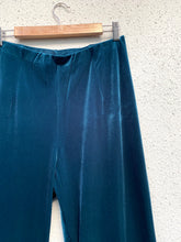 Cargar imagen en el visor de la galería, Pantalón ancho/pretina elastica (terciopelo)
