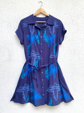 Cargar imagen en el visor de la galería, Vestido camisero, talla 1 y 2
