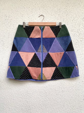 Cargar imagen en el visor de la galería, Mini falda patchwork, talla 2
