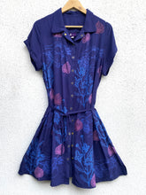 Cargar imagen en el visor de la galería, Vestido v. camisero, talla 2
