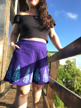 Cargar imagen en el visor de la galería, Pantalón corto lino, talla 2
