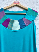 Cargar imagen en el visor de la galería, Polera patchwork, talla 1
