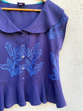 Cargar imagen en el visor de la galería, Blusa vuelos, talla 1 y 2
