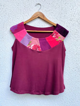 Cargar imagen en el visor de la galería, Polera patchwork, talla 1
