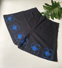 Cargar imagen en el visor de la galería, Pantalón corto lino, talla 38/40
