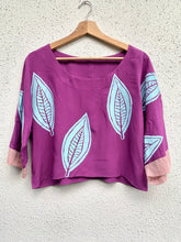 Cargar imagen en el visor de la galería, Blusa ancha corta, talla 1
