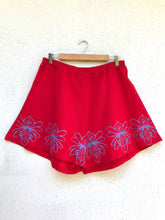 Cargar imagen en el visor de la galería, Pantalón corto lino, talla 2
