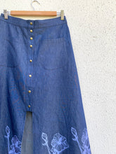 Cargar imagen en el visor de la galería, Falda larga mezclilla, talla 1 y 2
