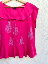 Cargar imagen en el visor de la galería, Blusa vuelos, talla 1 y 2
