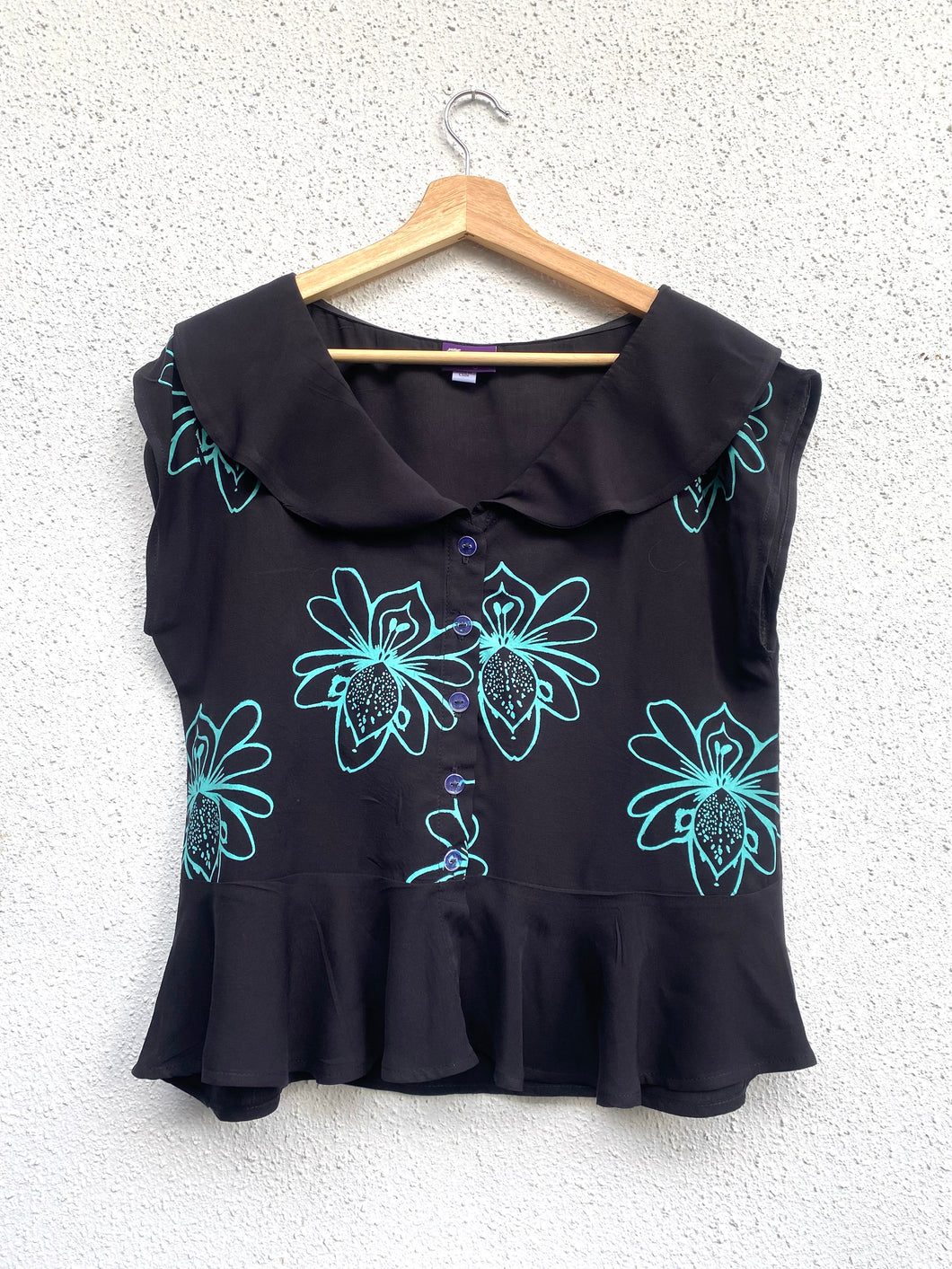 Blusa vuelos, talla 1