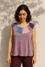 Cargar imagen en el visor de la galería, Polera patchwork, talla 1
