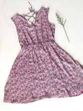 Cargar imagen en el visor de la galería, (Remate) Vestido viscosa, talla 1
