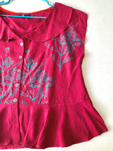 Cargar imagen en el visor de la galería, Blusa vuelos, talla 1 y 2
