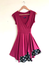 Cargar imagen en el visor de la galería, Vestido cruzado DESCUENTO talla sm
