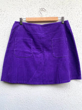 Cargar imagen en el visor de la galería, Mini falda cotelé, talla 2
